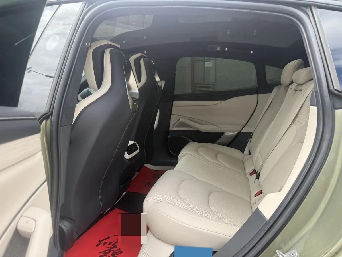2024 Xiaomi SU7 BEV 101KWH 800km image 3