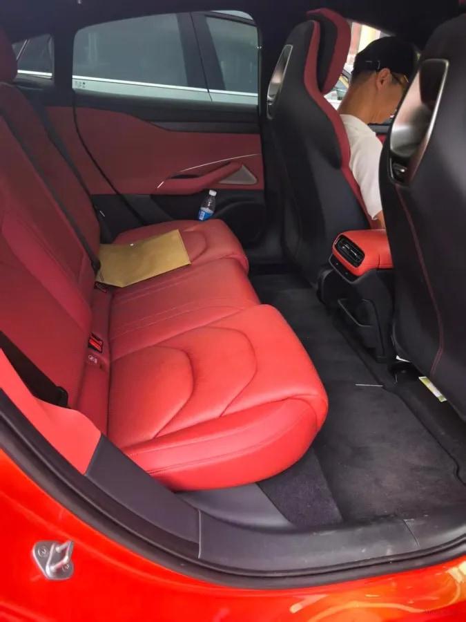 2024 Xiaomi SU7 BEV 101KWH 800km image 3