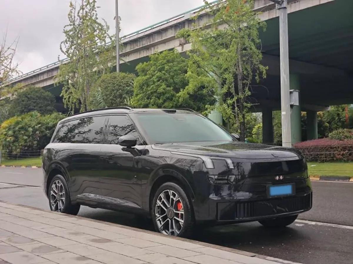 2025 LYNK&CO 900 2.0T 254HP L4 3DHT PHEV image 3
