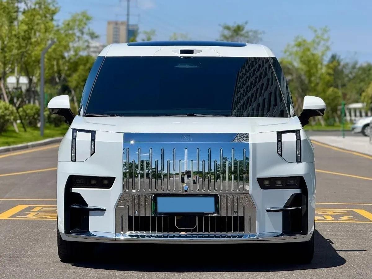 2024 Zeekr 009 BEV 108KWH image 3