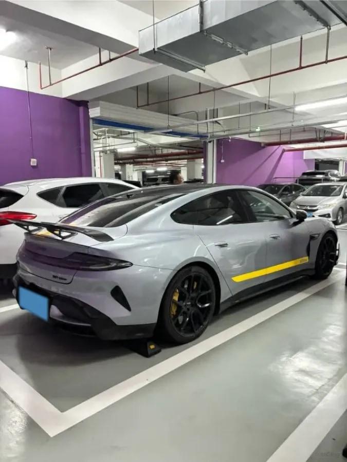 2025 Xiaomi SU7 Ultra BEV 93.7KWH image 3