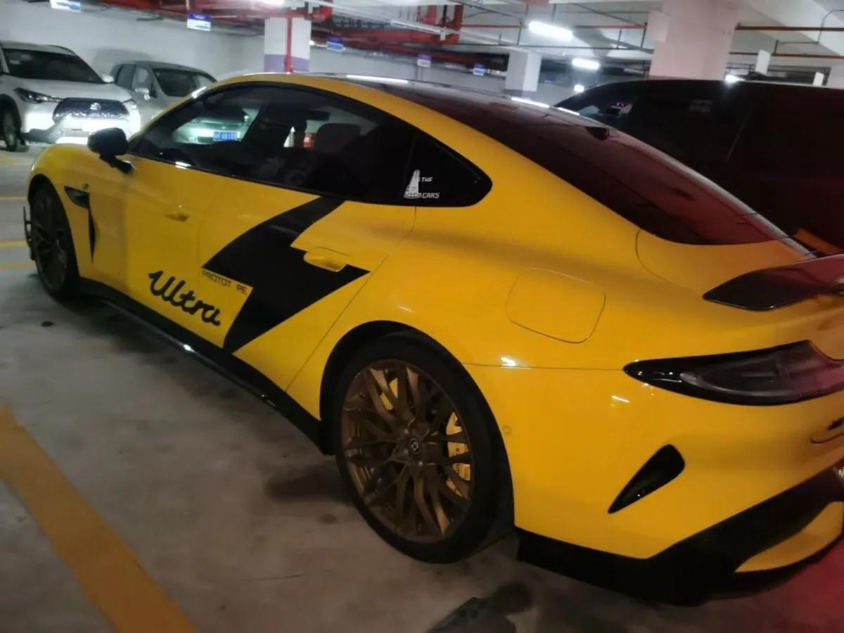 2025 Xiaomi SU7 Ultra BEV 93.7KWH 630km image 3