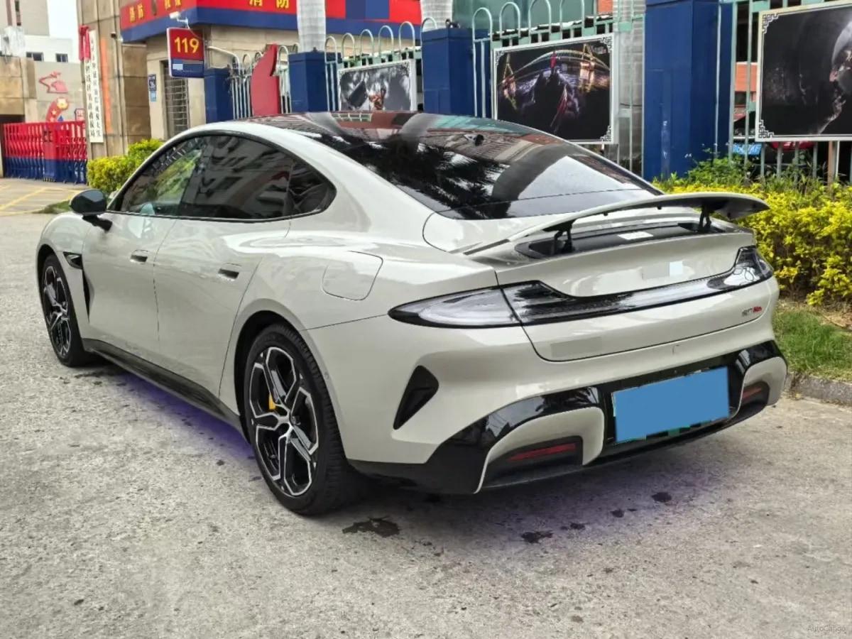 2024 Xiaomi SU7 BEV 101KWH 800km image 3
