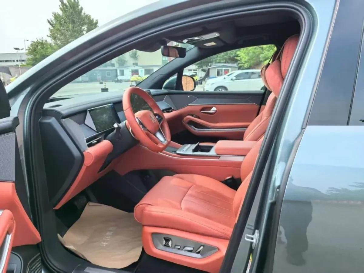 2025 BYD Tang L 1.5T 156HP L4 E-CVT PHEV 35.6KWH 175km image 3