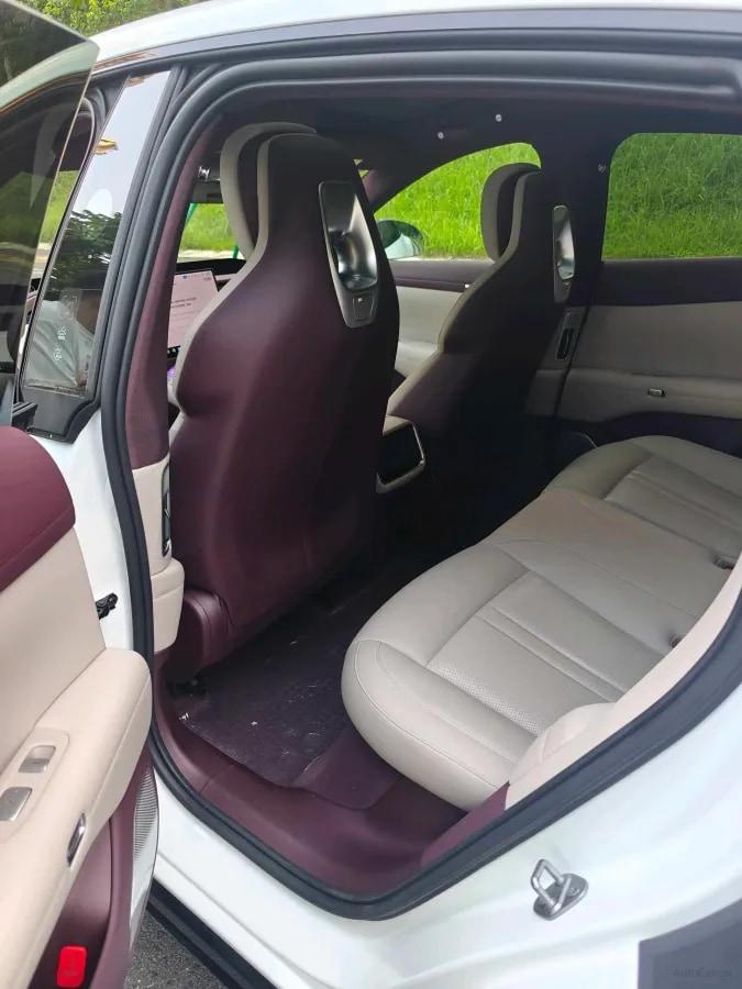 2025 Xiaomi YU7 BEV 96.3KWH image 3