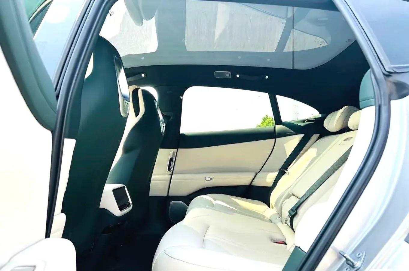 2025 Xiaomi YU7 BEV 96.3KWH 835km image 3