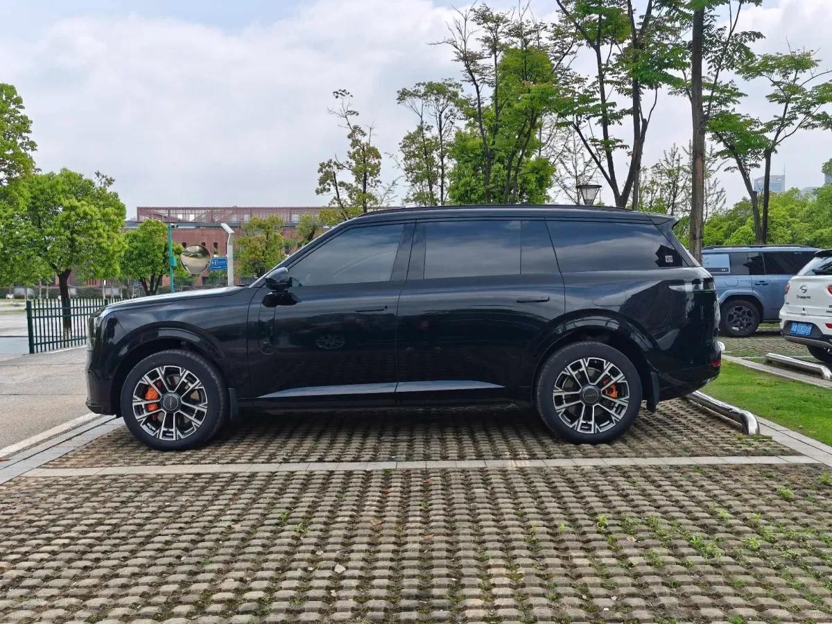 2025 LYNK&CO 900 1.5T 190HP L4 3DHT PHEV 44.85KWH 220km image 3