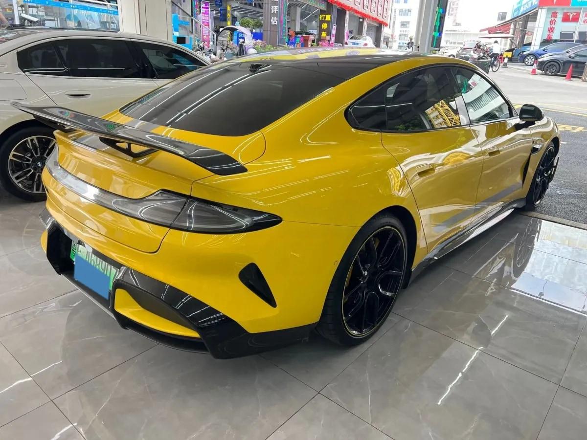 2025 Xiaomi SU7 Ultra BEV 93.7KWH 630km image 3