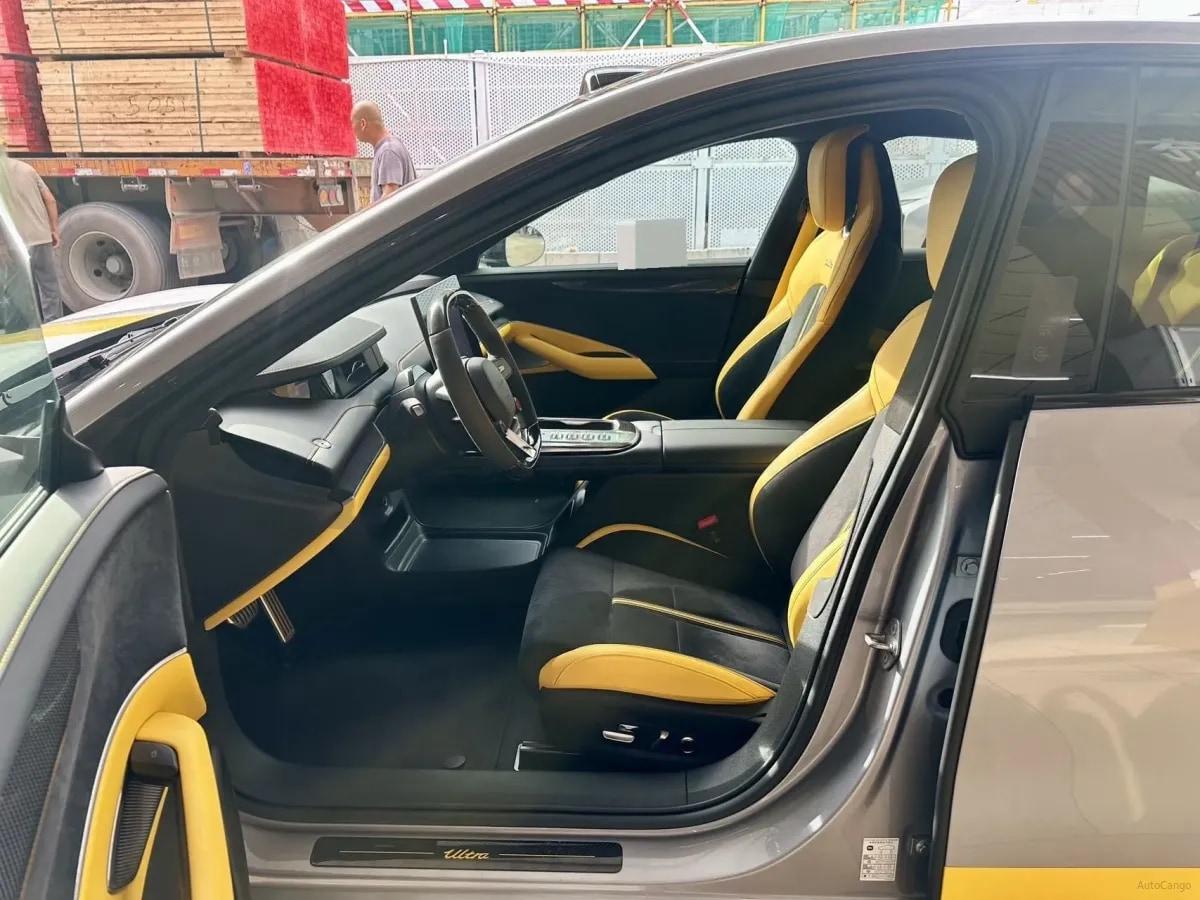 2025 Xiaomi SU7 Ultra BEV 93.7KWH 630km image 3
