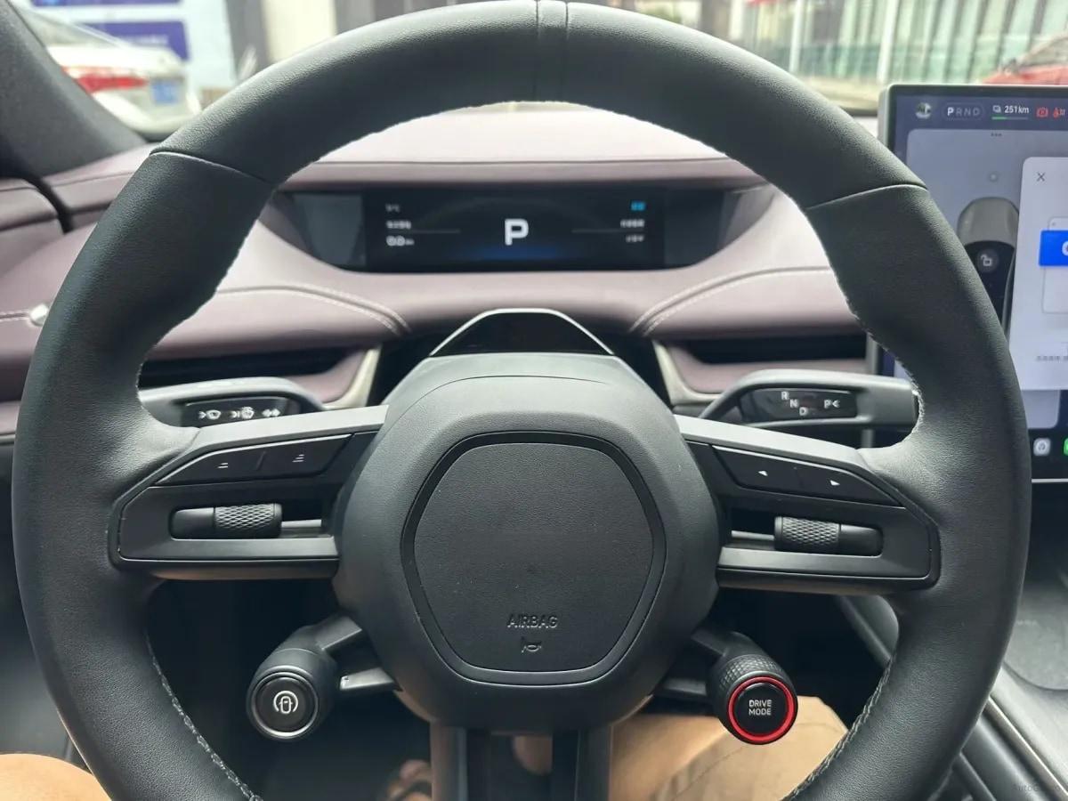 2024 Xiaomi SU7 BEV 94.3KWH image 3