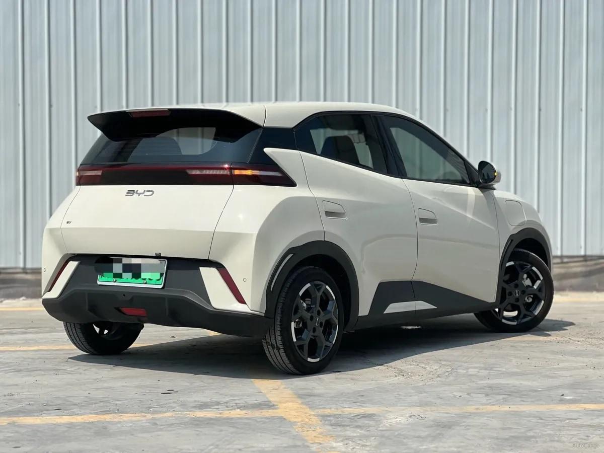 2025 BYD Seagull BEV 30.08KWH 305km image 3