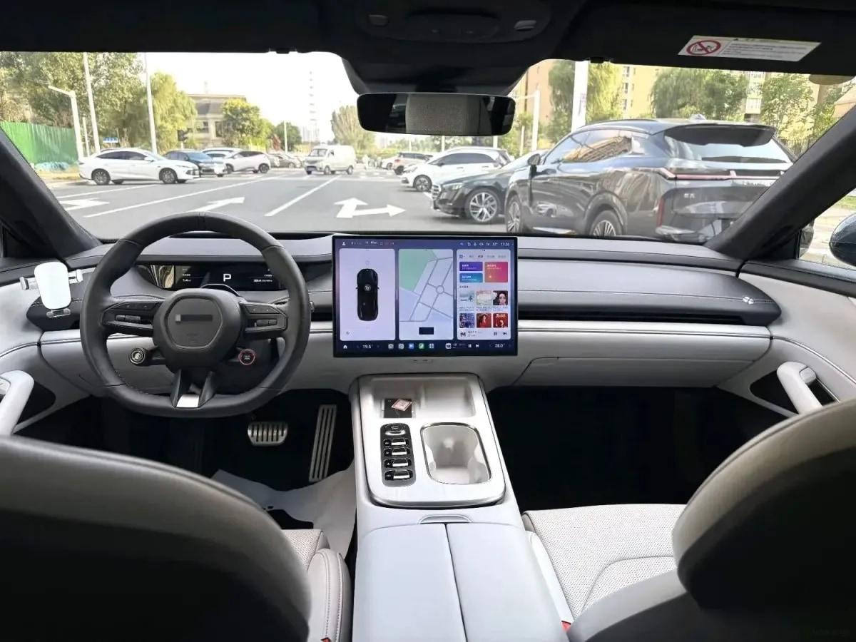 2024 Xiaomi SU7 BEV 101KWH image 3