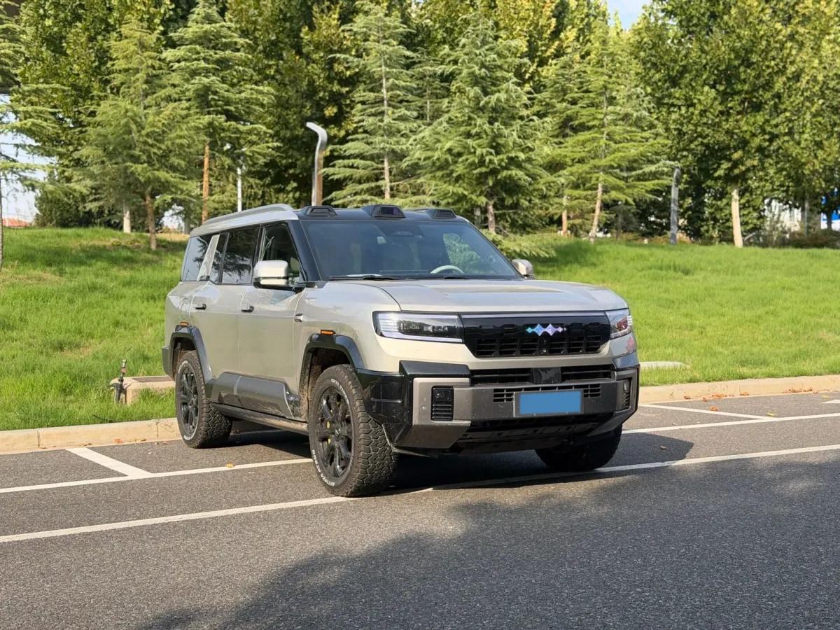 2025 Fang Cheng Bao Bao 8 2.0T 245HP L4 E-CVT PHEV 36.8KWH image 3