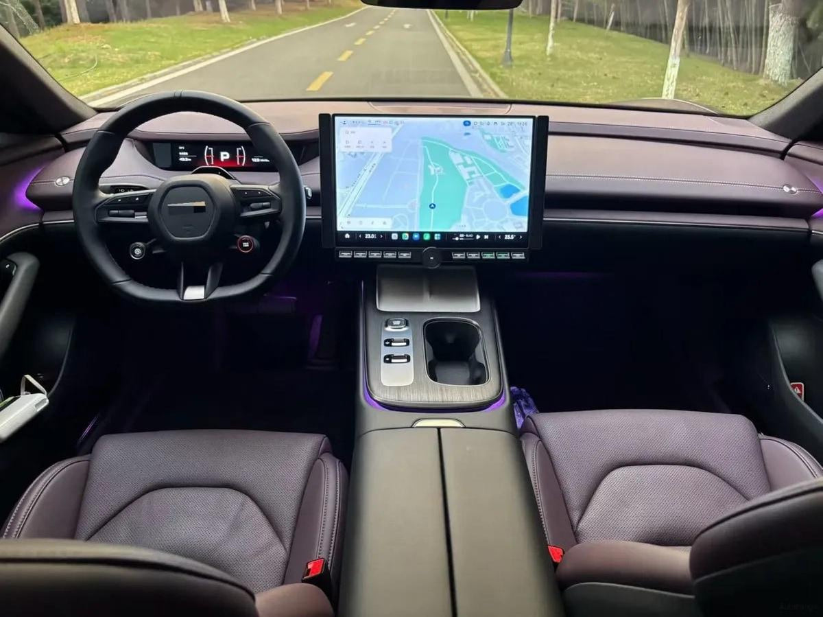 2024 Xiaomi SU7 BEV 94.3KWH 830km image 3