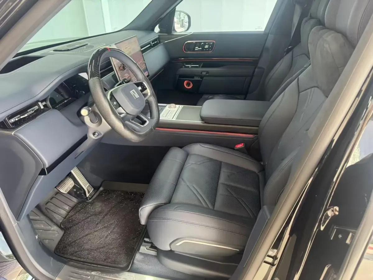 2025 Zeekr 9X 2.0T 279HP L4 1DHT PHEV image 3