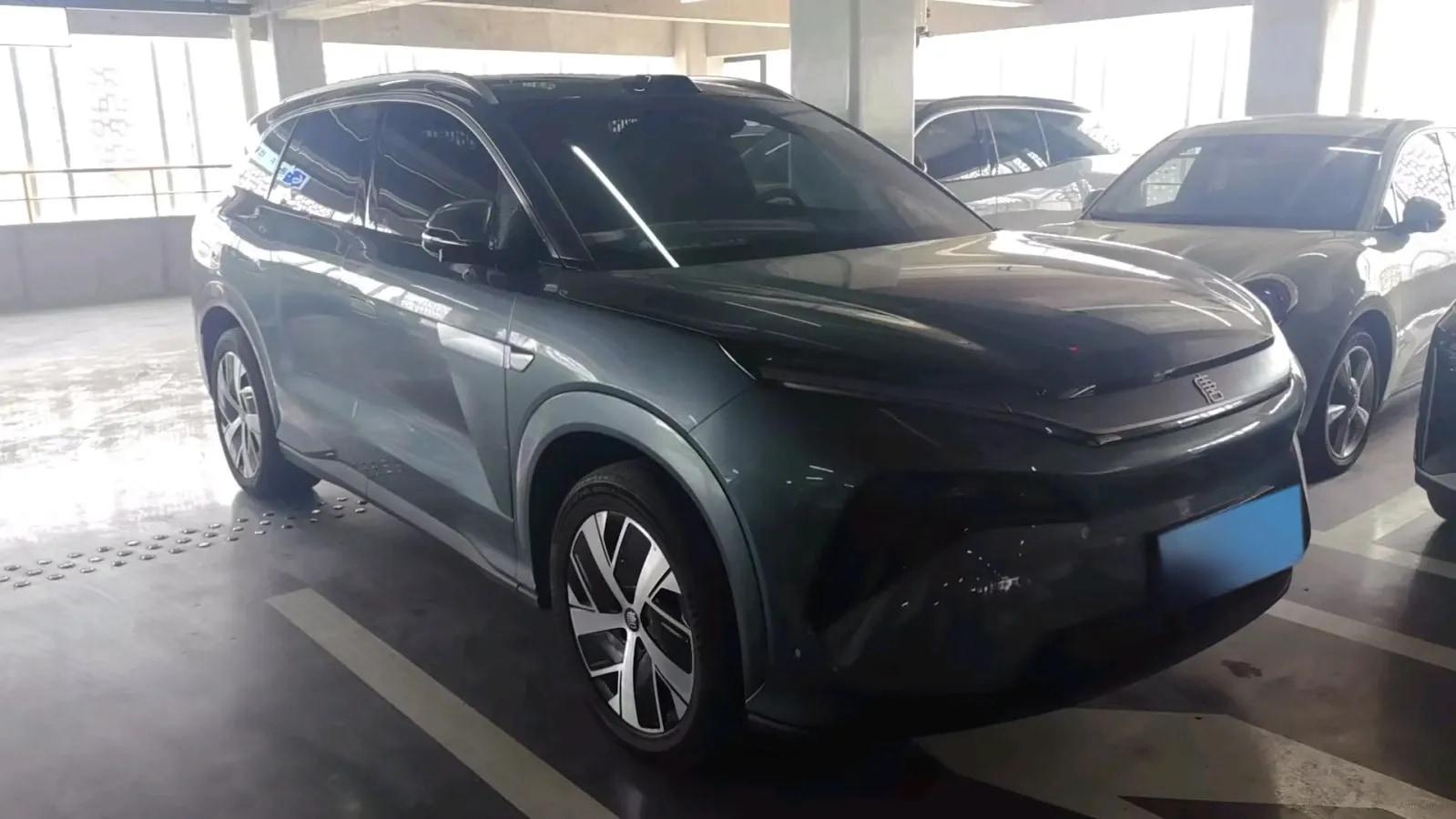 2025 BYD Tang L BEV 100.5KWH 670km image 3