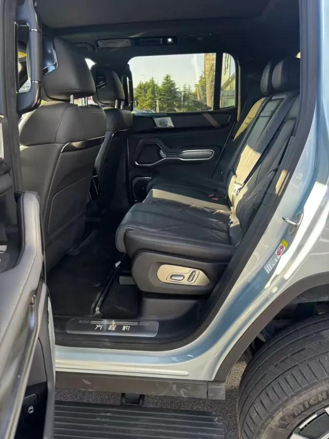 2025 Fang Cheng Bao Bao 8 2.0T 245HP L4 E-CVT PHEV 36.8KWH image 3