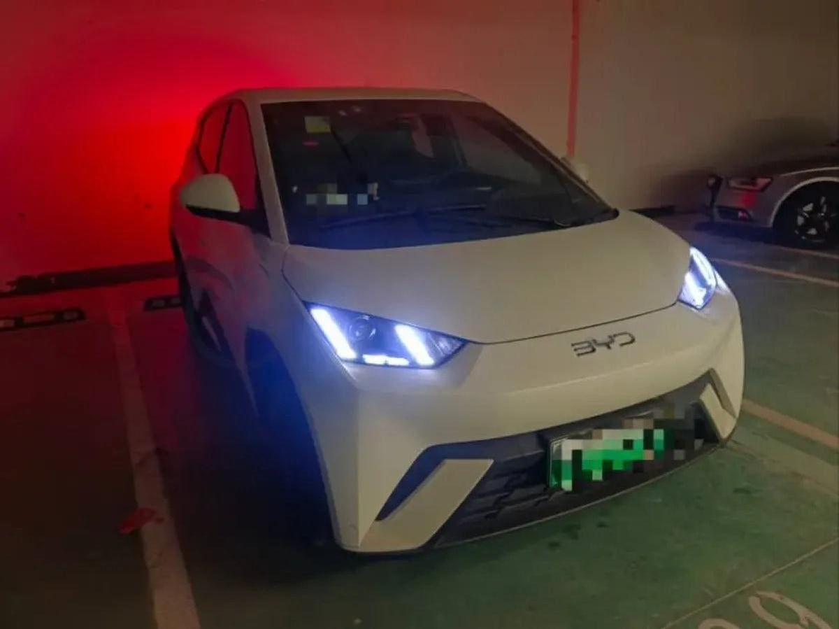 2024 BYD Seagull BEV 30.08KWH 305km image 3
