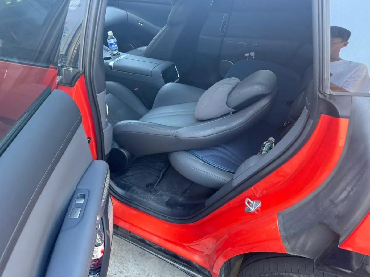 2025 Xiaomi YU7 BEV 96.3KWH image 3