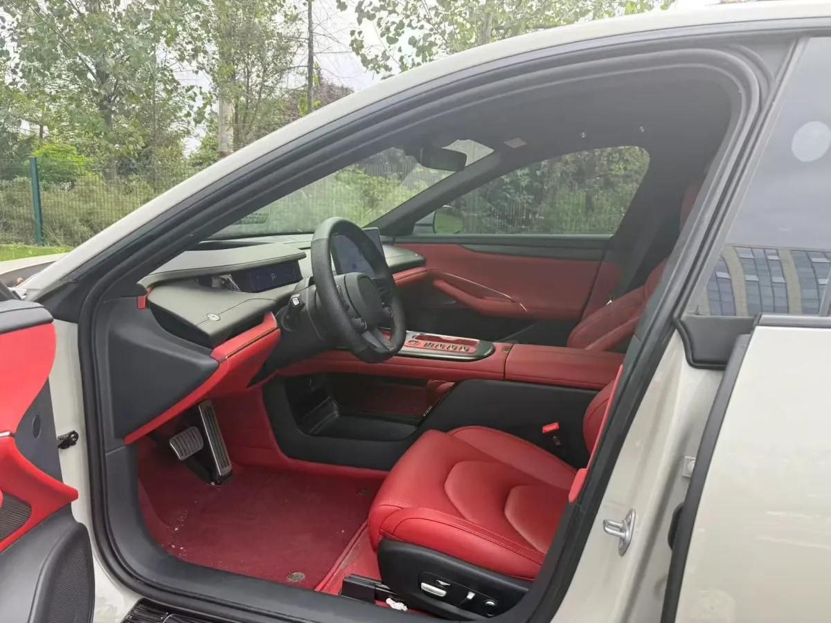 2024 Xiaomi SU7 BEV 101KWH 800km image 3
