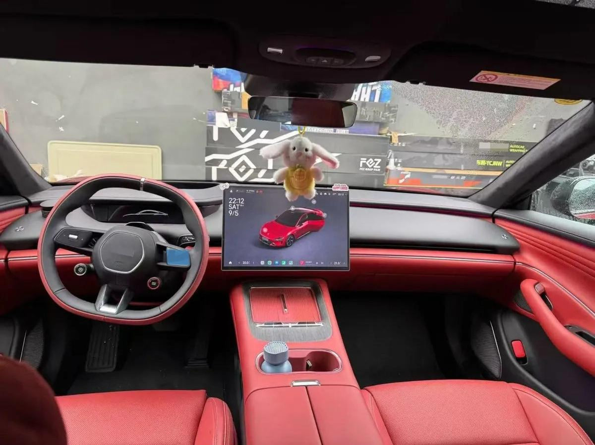 2026 Xiaomi SU7 BEV 73KWH 720km image 3