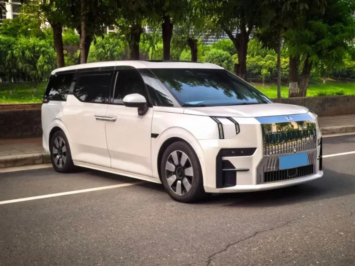 2022 Zeekr 009 BEV 116KWH 702km image 3