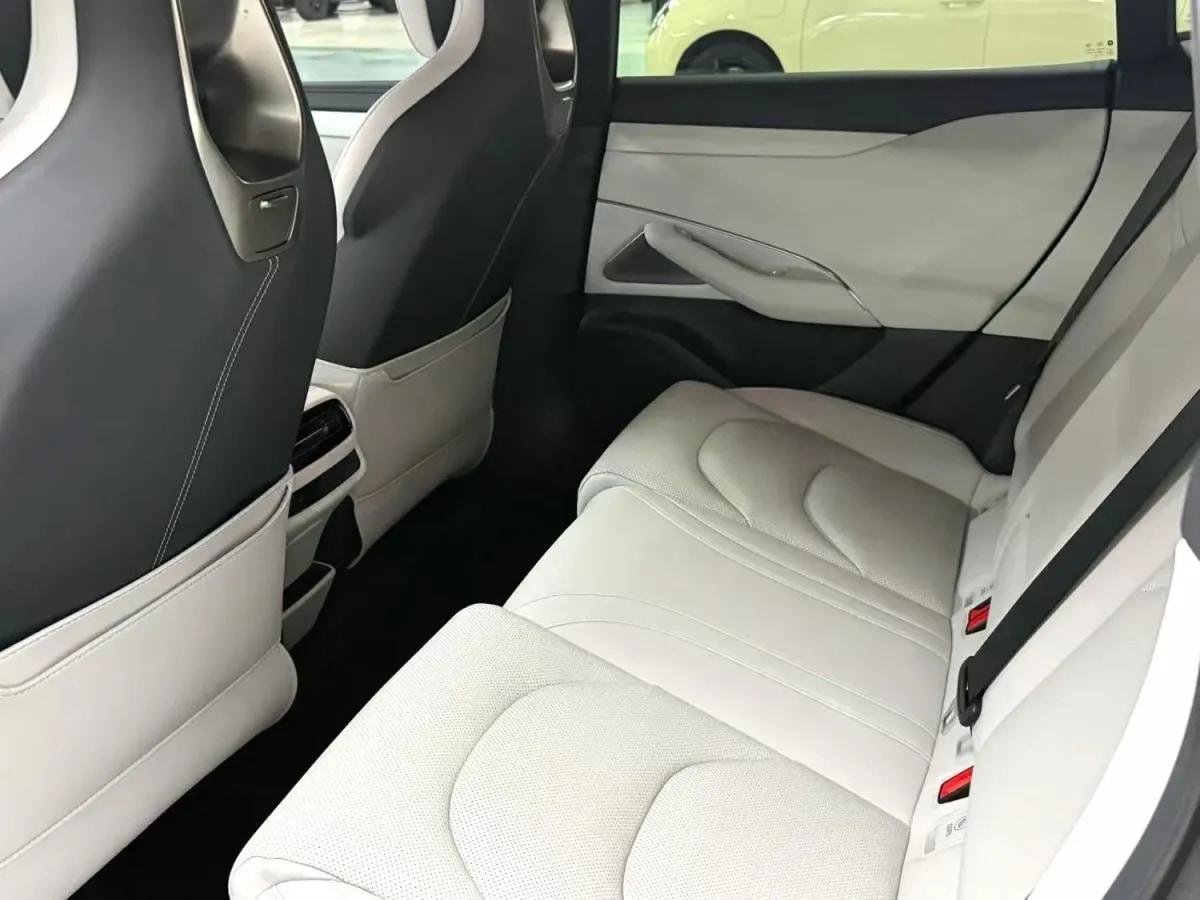 2024 Xiaomi SU7 BEV 101KWH 800km image 3