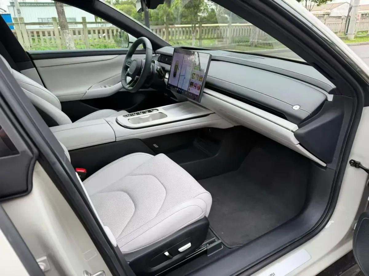 2024 Xiaomi SU7 BEV 101KWH image 3