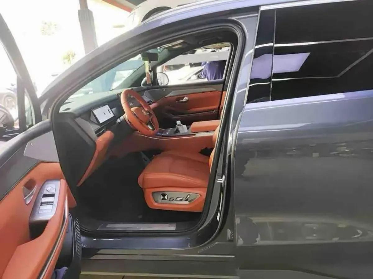 2025 BYD Tang L 1.5T 156HP L4 E-CVT PHEV image 3