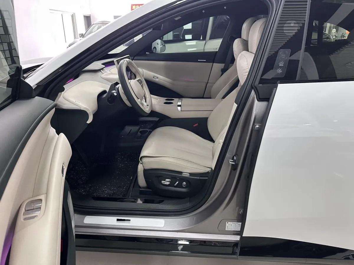 2025 Xiaomi YU7 BEV 96.3KWH image 3