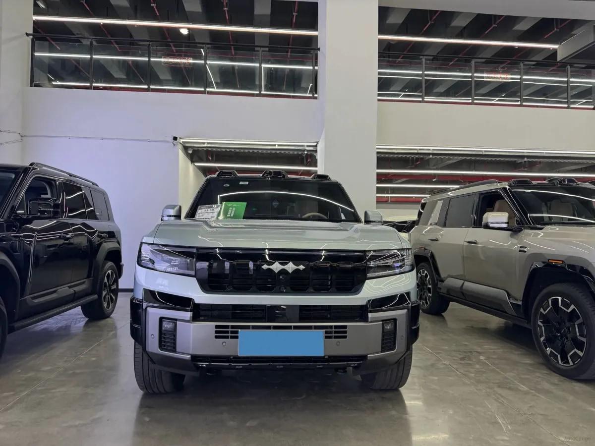 2025 Fang Cheng Bao Bao 8 2.0T 245HP L4 E-CVT PHEV 36.8KWH image 3