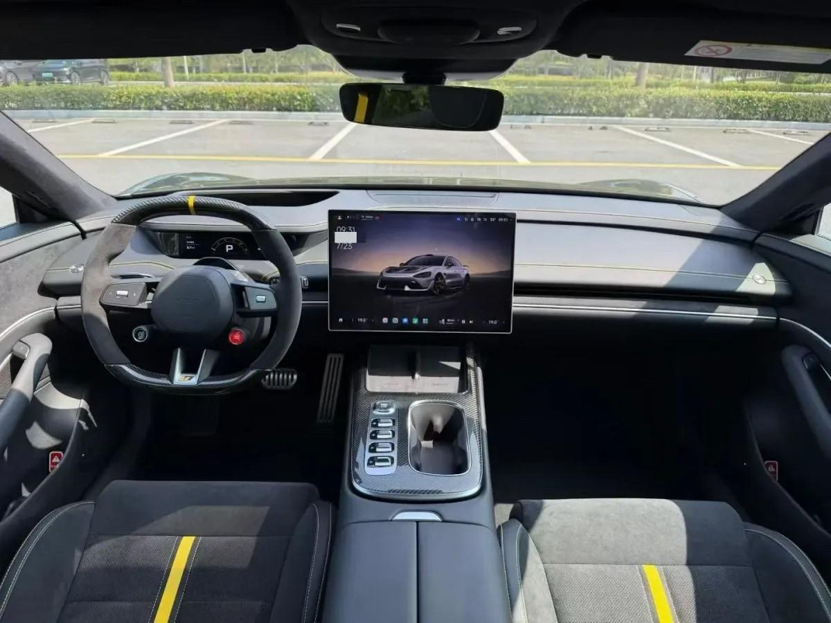 2025 Xiaomi SU7 Ultra BEV 93.7KWH image 3