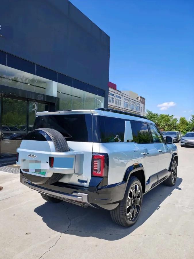 2025 Fang Cheng Bao Bao 8 2.0T 245HP L4 E-CVT PHEV 36.8KWH image 3