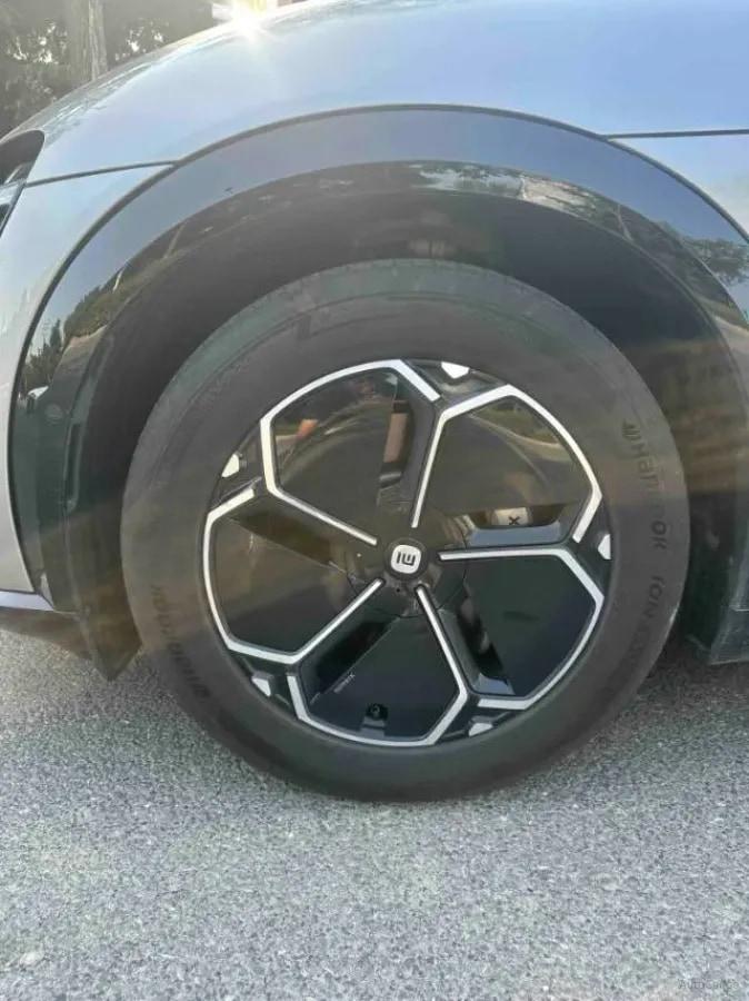 2025 Xiaomi YU7 BEV 96.3KWH 835km image 3