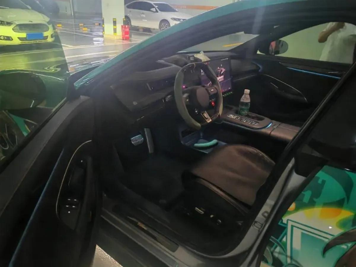 2025 Xiaomi SU7 Ultra BEV 93.7KWH 630km image 3