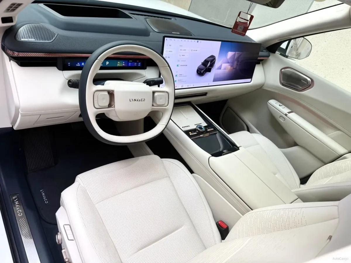 2025 LYNK&CO 900 2.0T 254HP L4 3DHT PHEV 52.38KWH 280km image 3