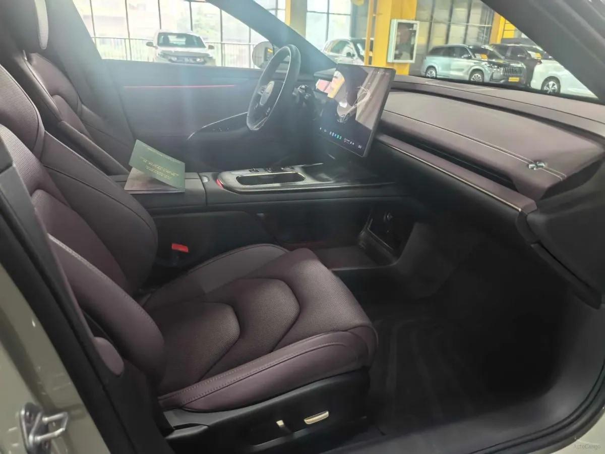 2024 Xiaomi SU7 BEV 73.6KWH 700km image 3