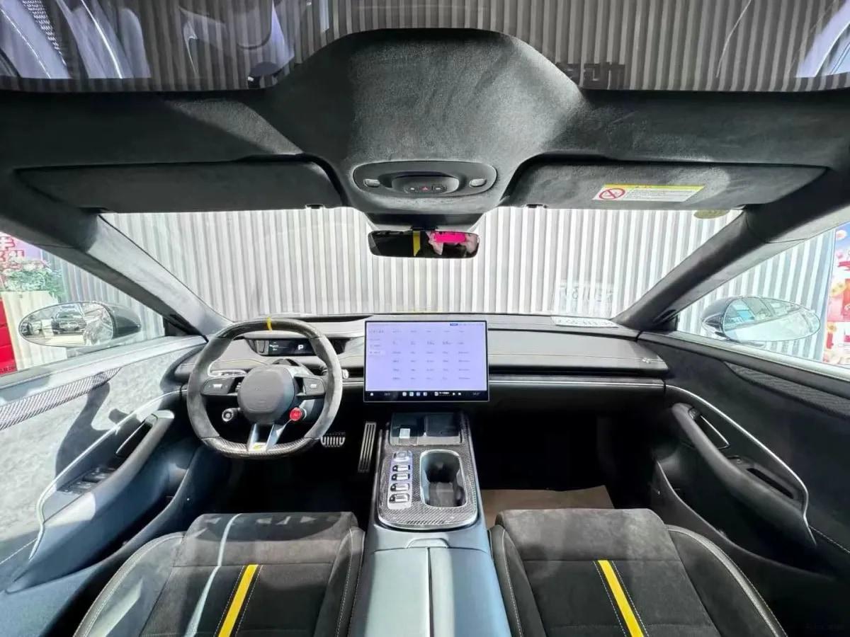 2025 Xiaomi SU7 Ultra BEV 93.7KWH 630km image 3