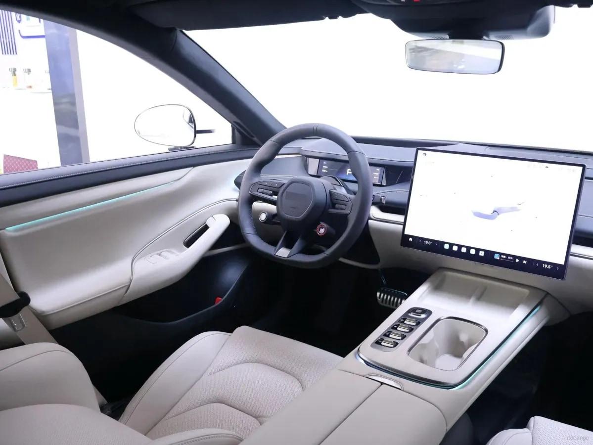 2024 Xiaomi SU7 BEV 101KWH 800km image 3