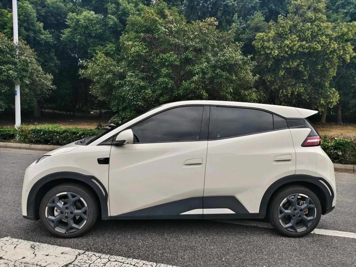 2025 BYD Seagull BEV 30.08KWH 305km image 3