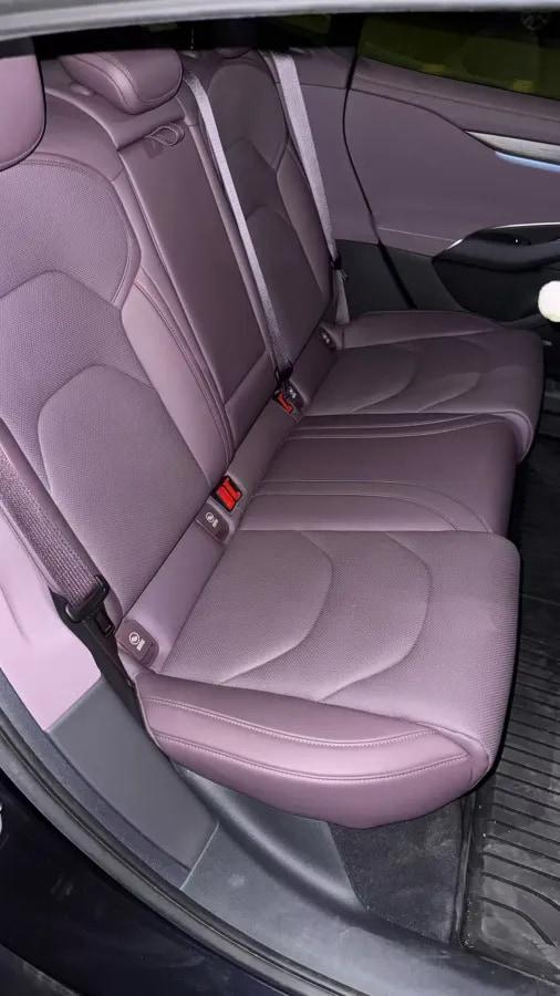 2024 Xiaomi SU7 BEV 101KWH 800km image 3