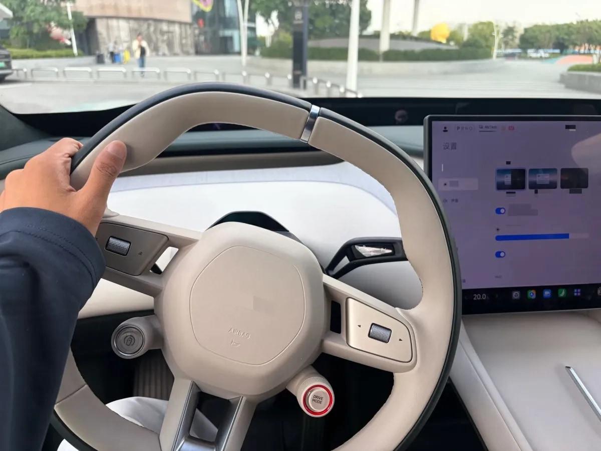 2025 Xiaomi YU7 BEV 101.7KWH 760km image 3