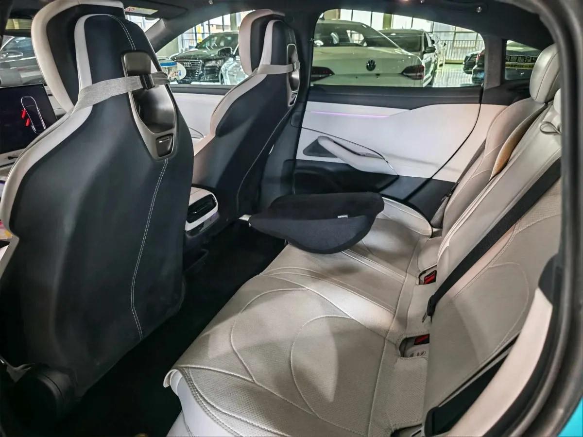 2024 Xiaomi SU7 BEV 73.6KWH 700km image 3