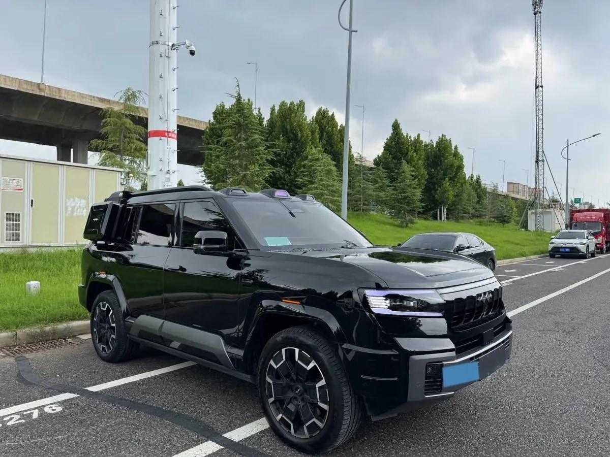 2025 FangChengBao Bao 8 2.0T 245HP L4 E-CVT PHEV 36.8KWH image 3