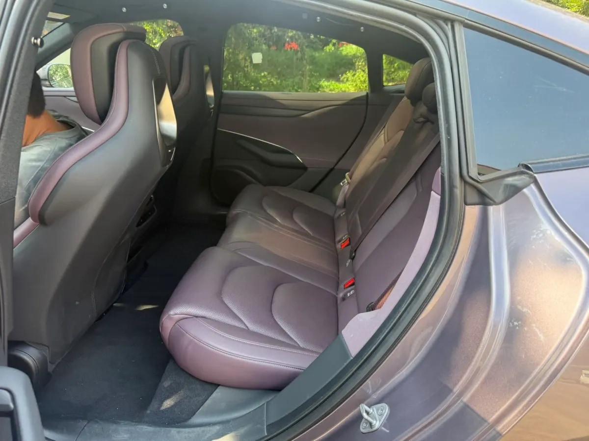 2024 Xiaomi SU7 BEV 94.3KWH 830km image 3