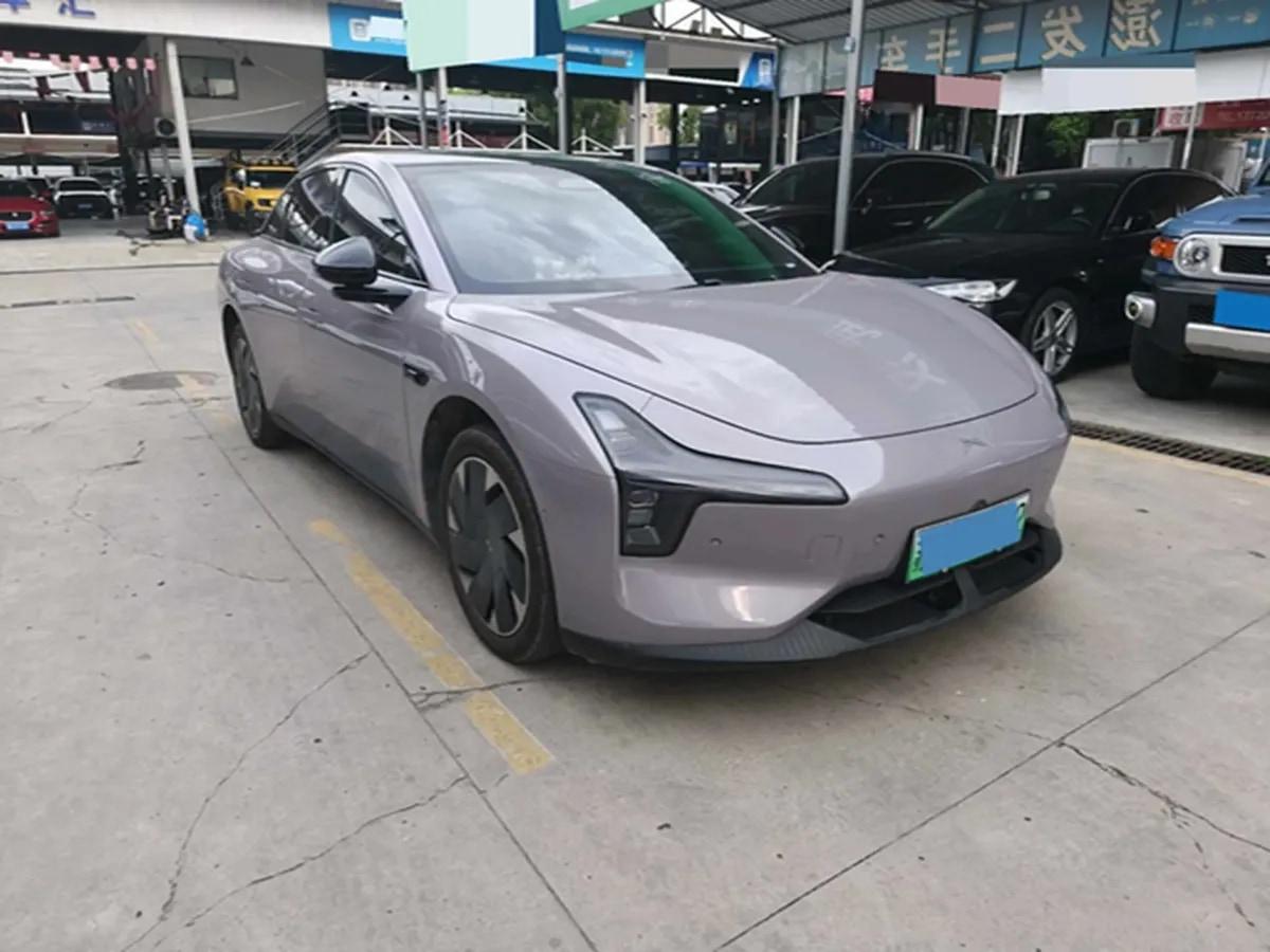 2025 Xpeng MONA M03 BEV image 3