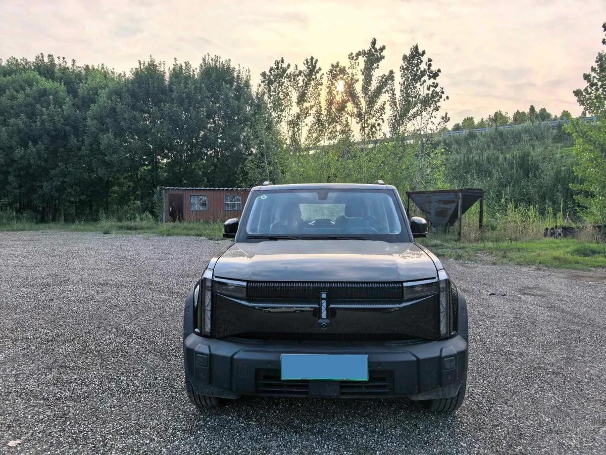 2024 iCAR iCAR 03 BEV 65.69KWH image 3