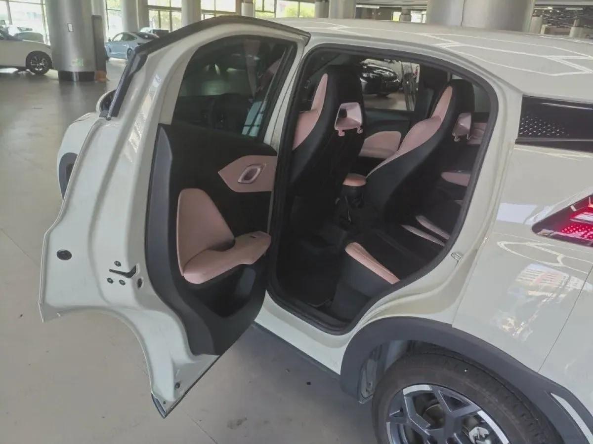 2024 BYD Seagull BEV 30.08KWH 305km image 3