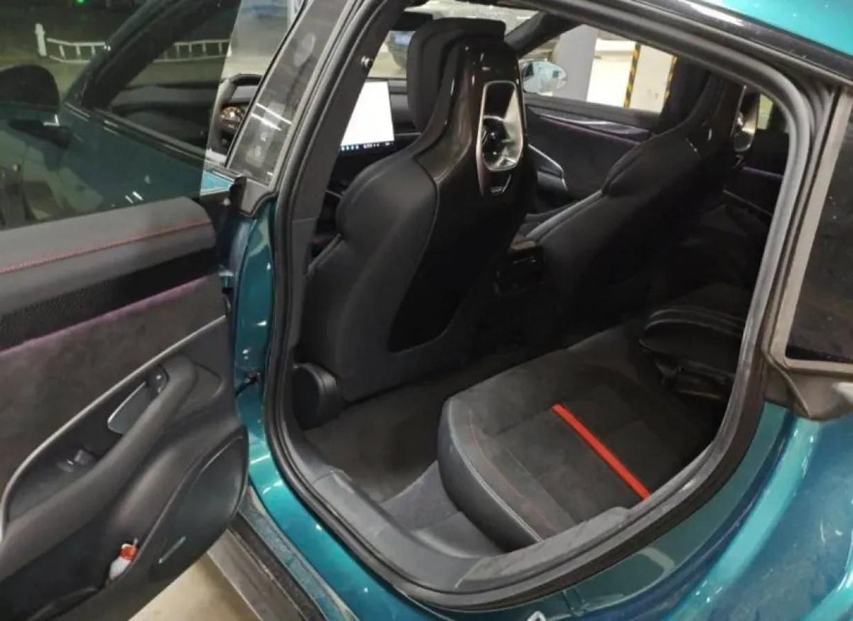 2025 Xiaomi SU7 Ultra BEV 93.7KWH 630km image 3