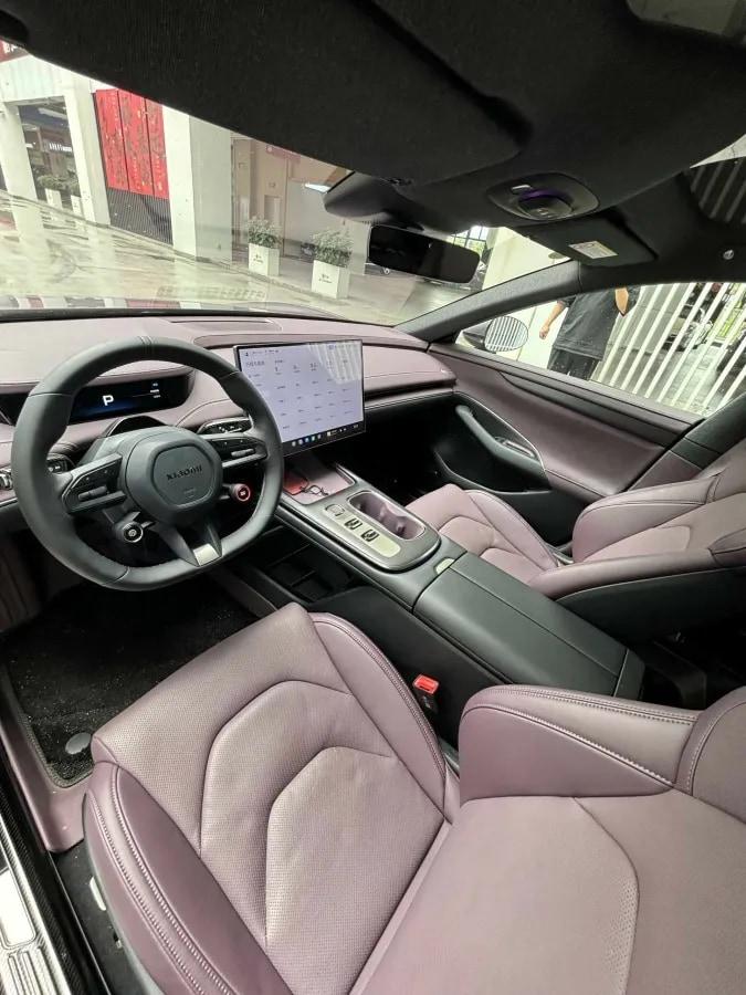 2024 Xiaomi SU7 BEV 73.6KWH image 3